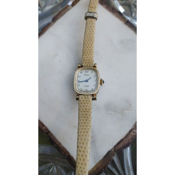 Pedre Wristwatch Leather Strap Gold-Tone Details Manual Wind Timepiece - Picture 3 of 11